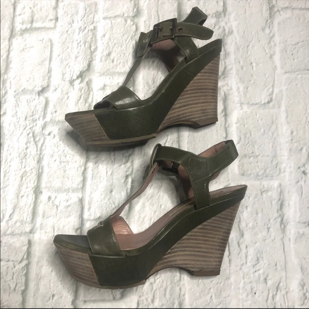 Pura Lopez leather wedge platform sandals